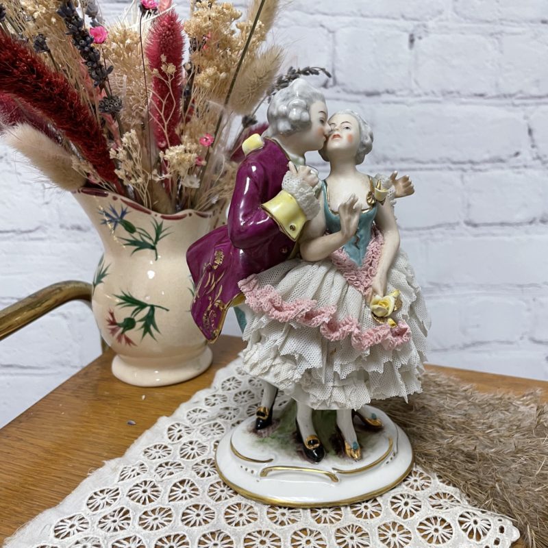 statuette couple galant porcelaine dresdes