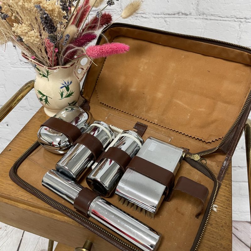 vaity trousse toilette voyage vintage ancien chrome