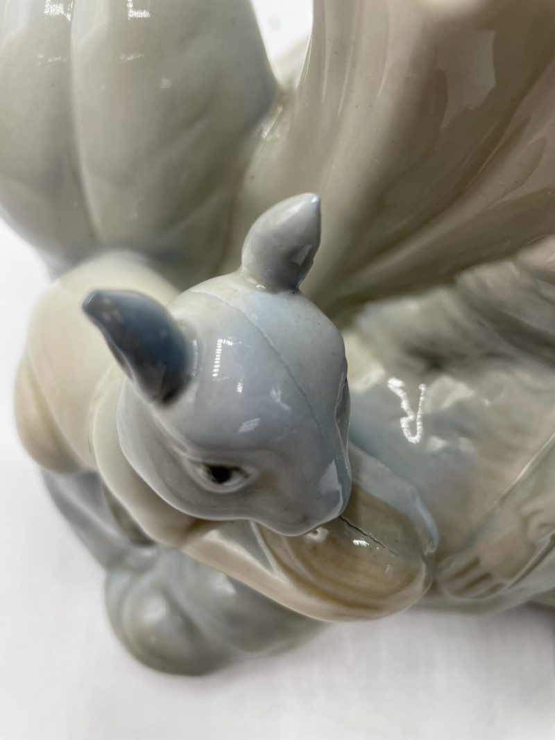Vase en porcelaine écureuils Miguel Requena – Image 11