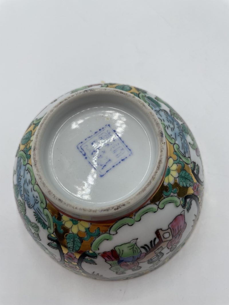 Petit bol porcelaine chinoise décor pivoines et couple – Image 3
