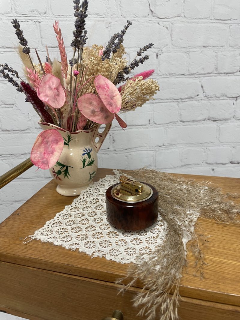 Petit briquet vintage de table en laiton