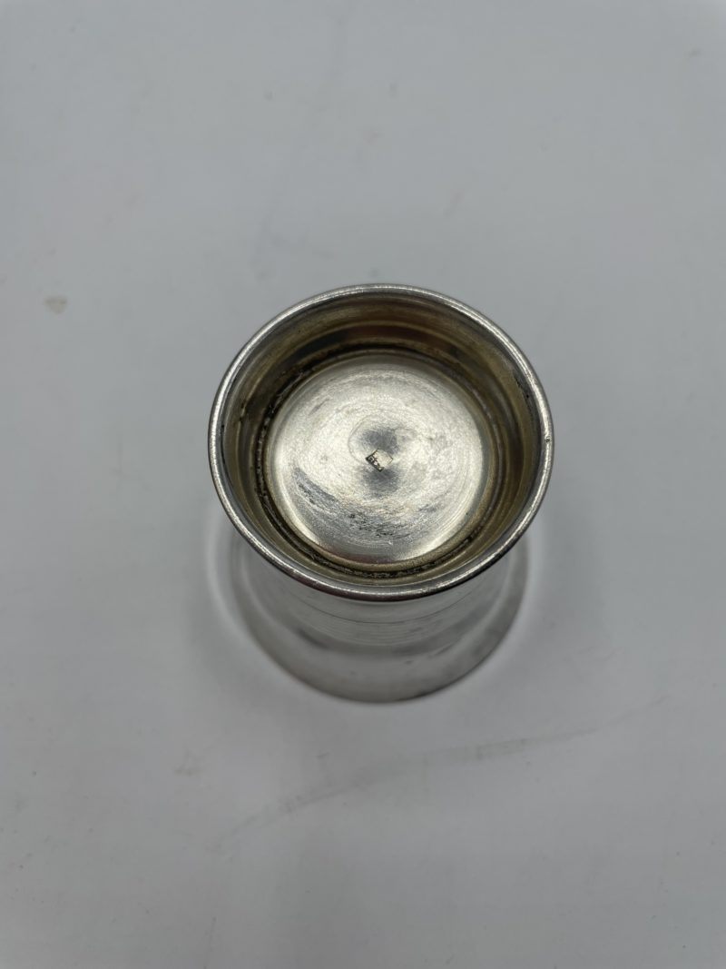Coffret de naissance vintage presse agrume timbale et cuillère argent – Image 14
