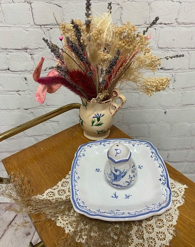 Lot petite coupelle et poivrier faïence Moustiers Mufraggi