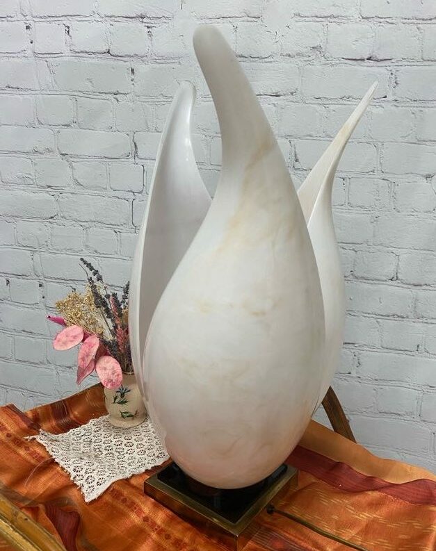 Lampe vintage tulipe design flamme en polycarbonate blanc marbé années 70