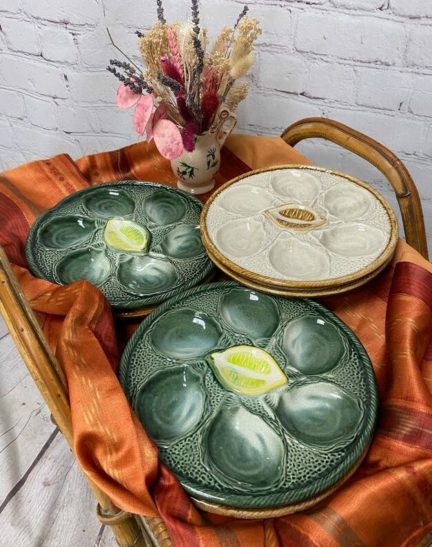 Lot de 6 assiettes à huîtres en barbotine Saint Clément