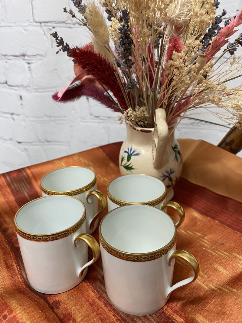 Lot 4 petites tasses à café porcelaine de Limoges Ancienne Manufacture Royale