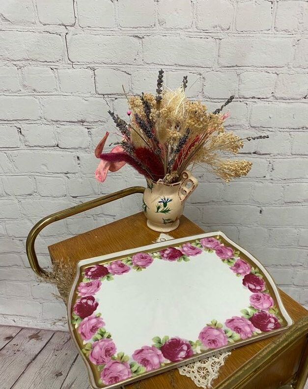 Petit plateau vintage en porcelaine Beyer & Bock