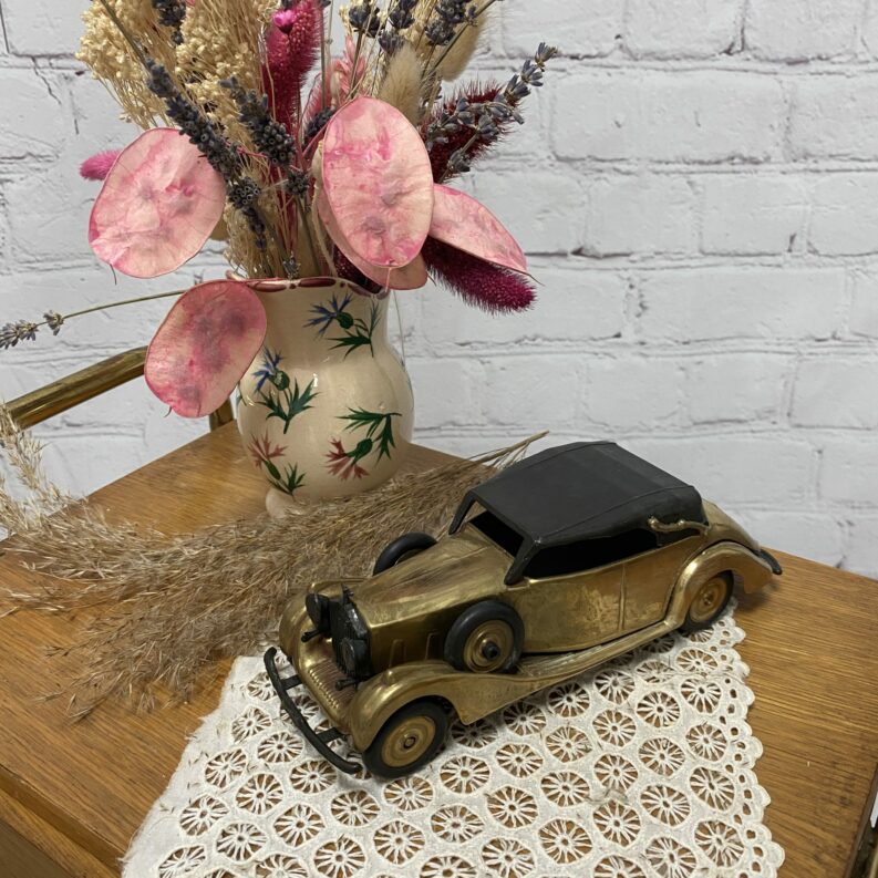 Rolls Royce Phantom 3 1939 vintage miniature dorée