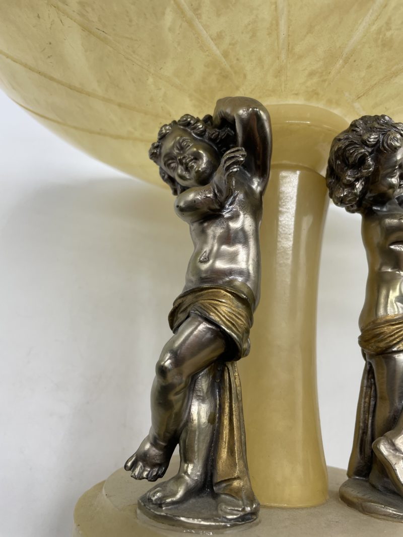 Grande coupe en albâtre vintage angelots – Image 11