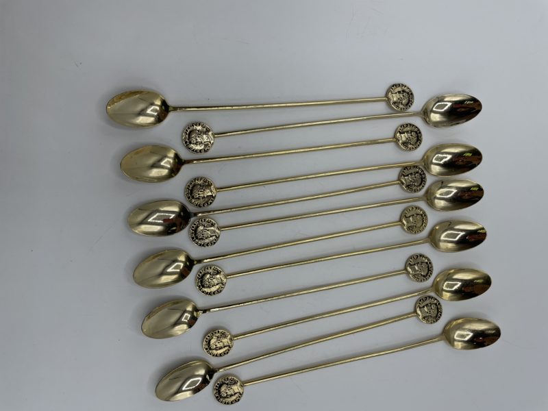 Lot de 12 cuillères à cocktail dorées vintage – Image 6