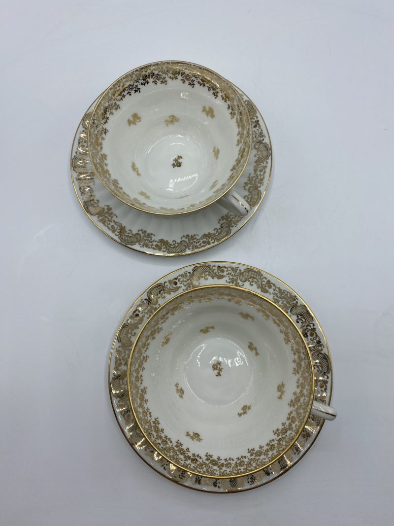 Lot 2 soucoupes et 2 tasses à thé porcelaine de Limoges – Image 6