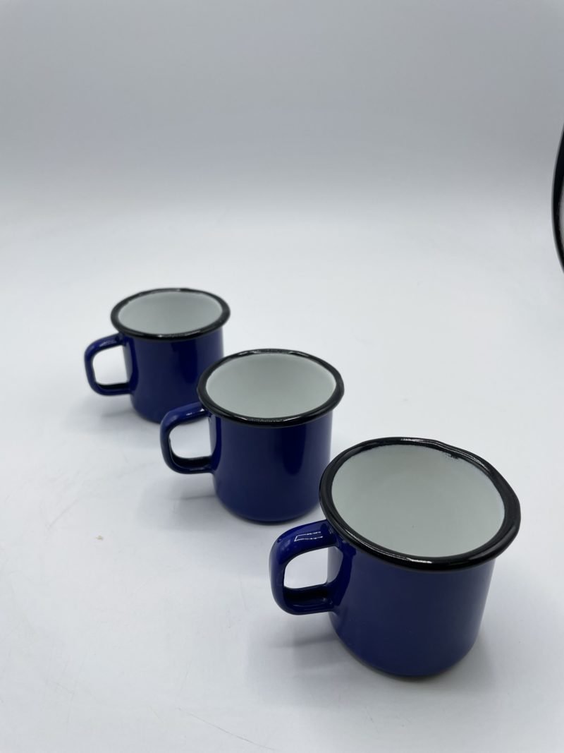 Trio petites tasses à café métal émaillé bleu – Image 4