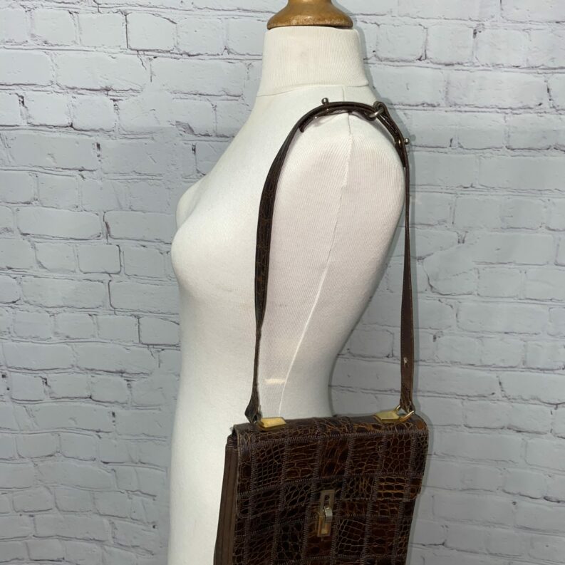 Pochette vintage cuir crocodile chocolat Vimar