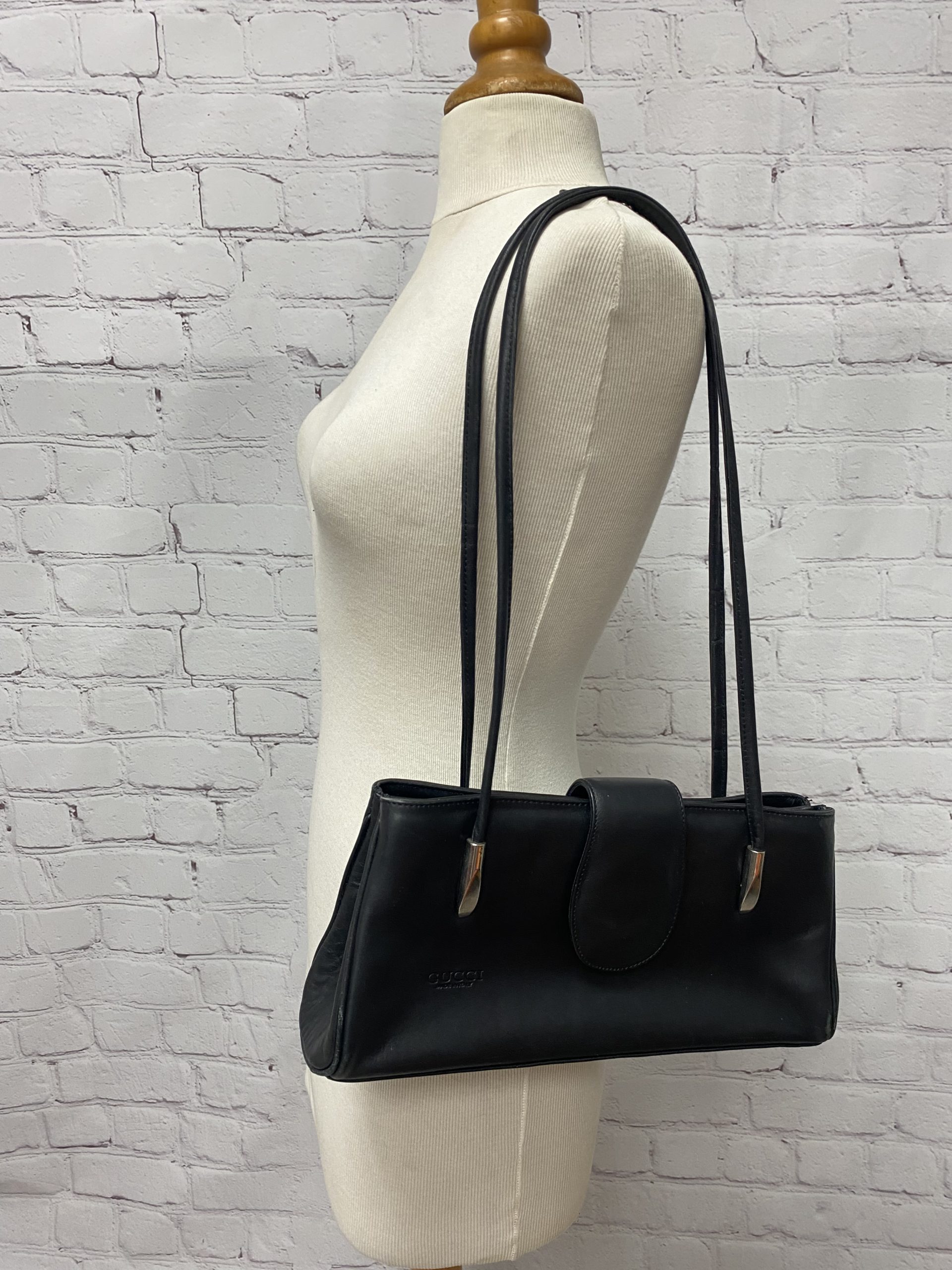 Sac à main vintage cuir lisse noir Gucci - Ressourcerie Histoires Sans Fin