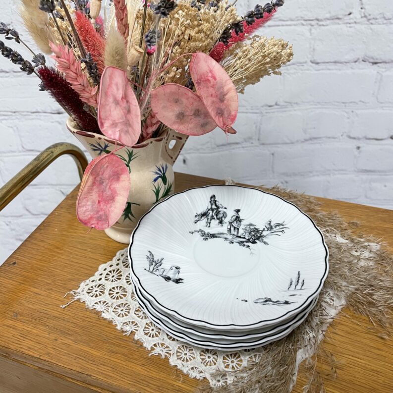 Lot de 5 soucoupes à thé porcelaine limoges Bernardaud décor Marie Antoinette