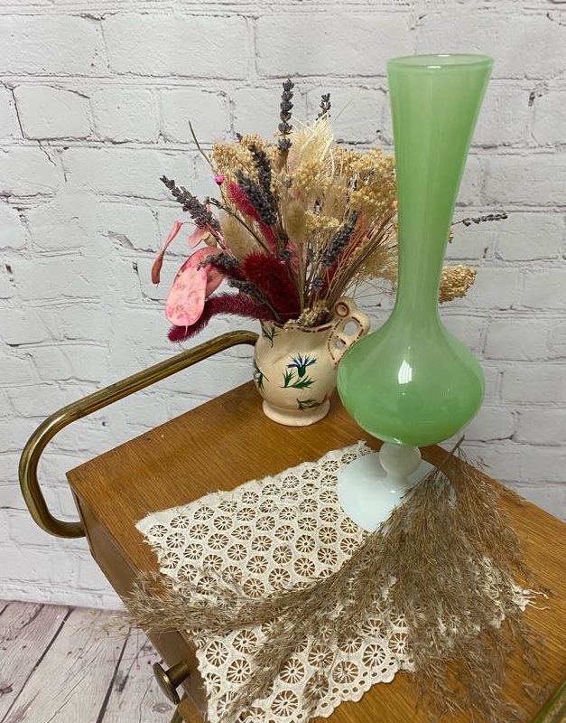 Vase tulipe vinage opaline vert et blanc