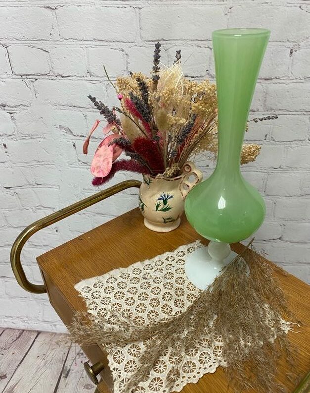 Vase tulipe vinage opaline vert et blanc