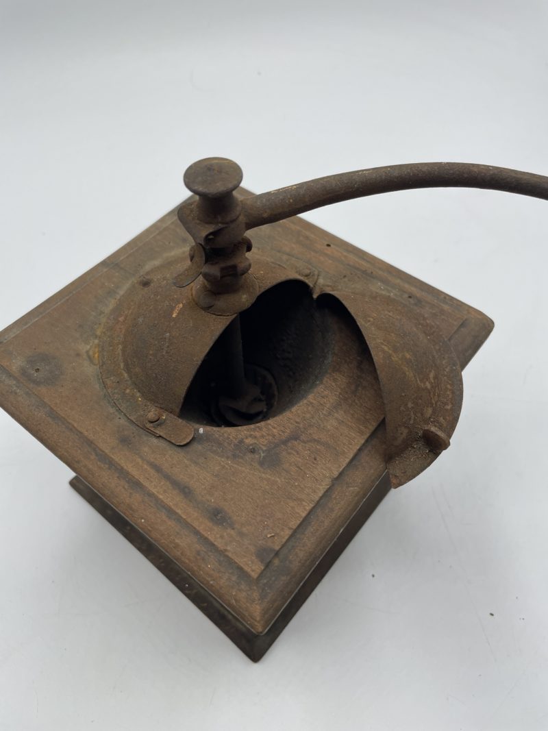 Moulin à café en bois vintage Peugeot Frères – Image 4