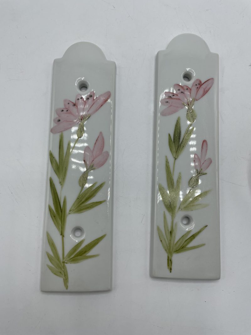 Ensemble pour salle de bain porte savon porte serviette patères porcelaine Limoges poterie du Marais – Image 5