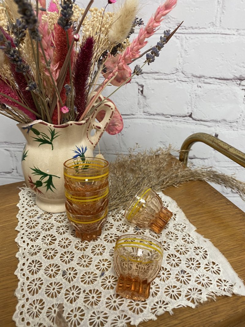 Lot 5 petits verres shooter vintage jaune pop 1950