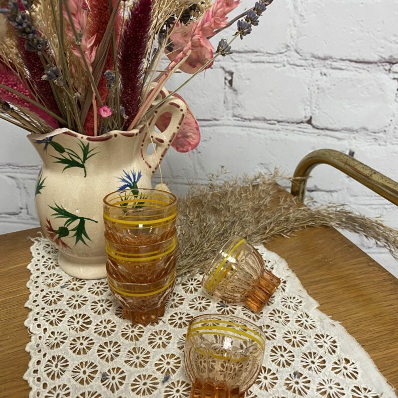 Lot 5 petits verres shooter vintage jaune pop 1950