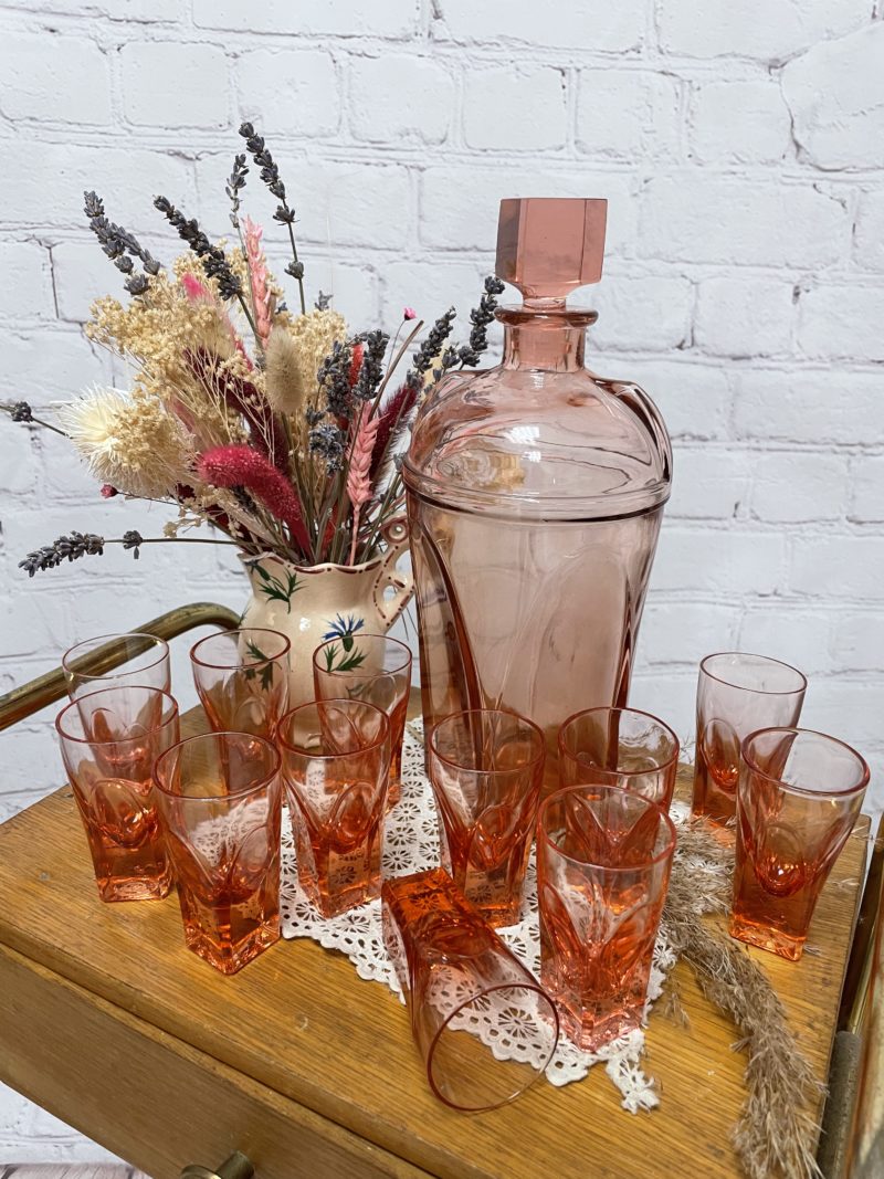service liqueur vintage verre rose carafe