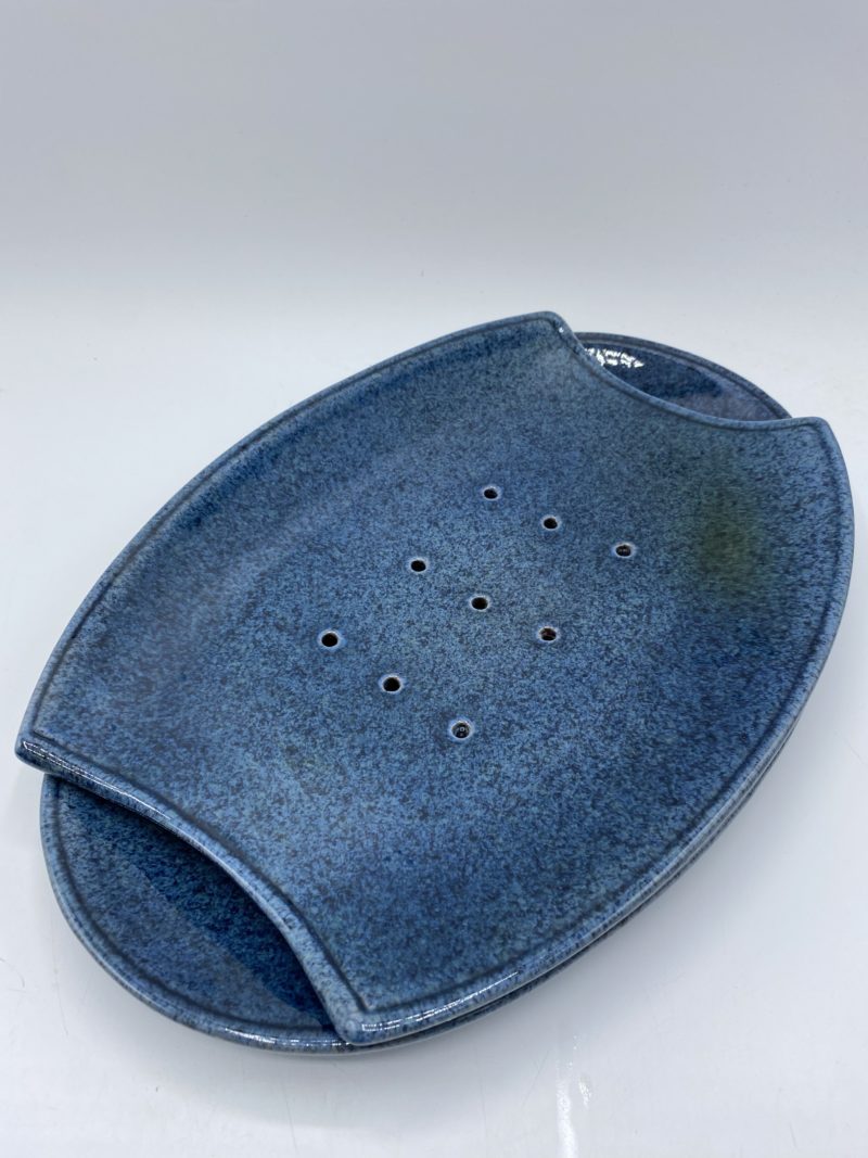 Trio plats et égouttoir en poterie terre cuite vernissée bleu – Image 2