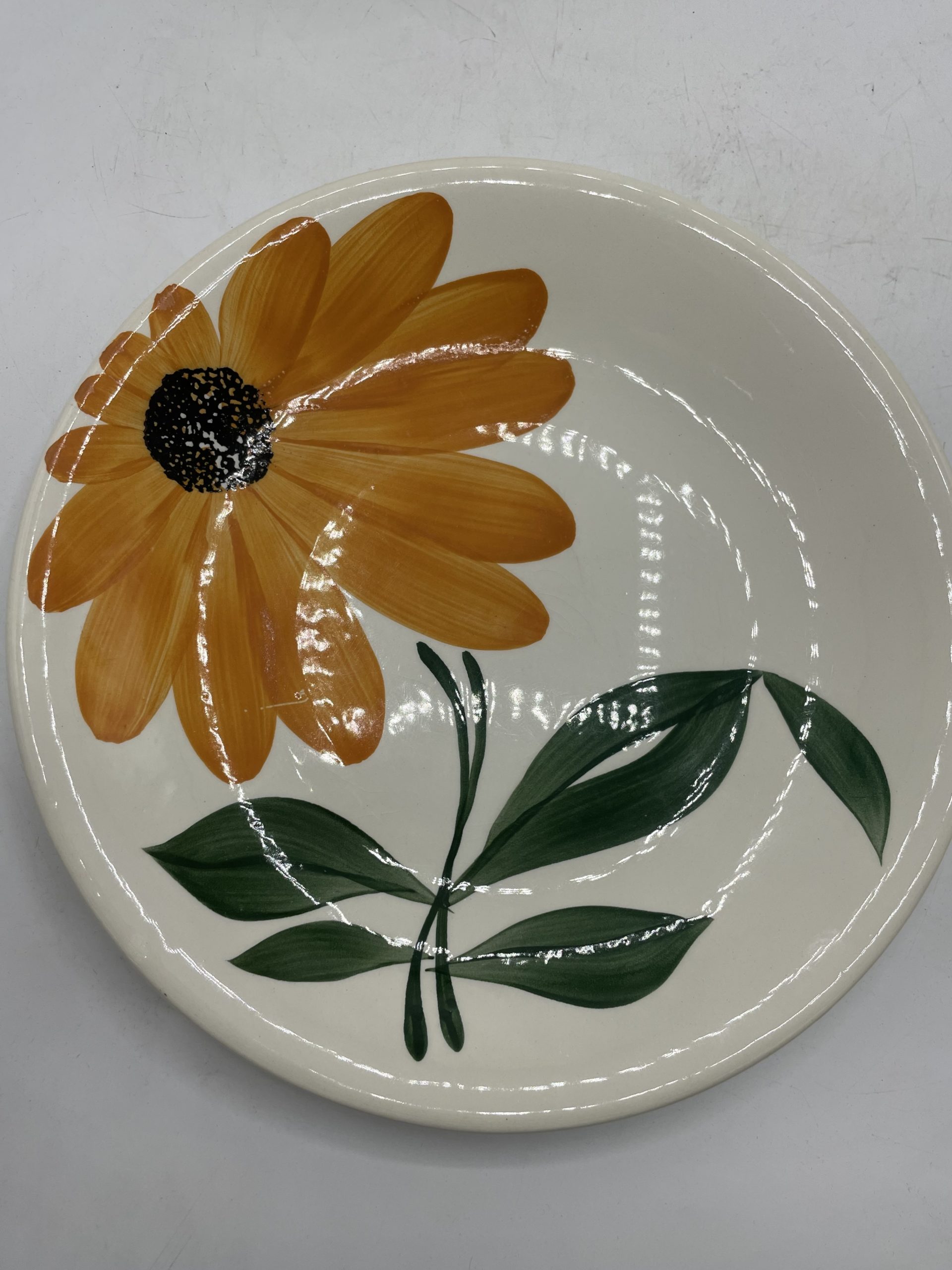 Duo assiettes vintage Gien décor fleur orange – Image 5