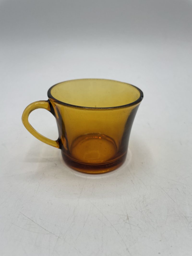 Lot 4 tasses à café vintage Duralex verre ambre – Image 4