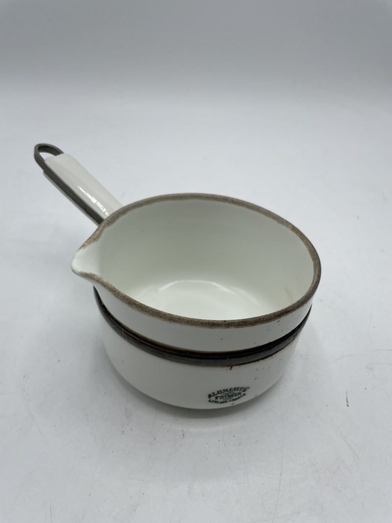 Petite casserole poêlon en porcelaine blanche aluminite Frugier Limoges – Image 3