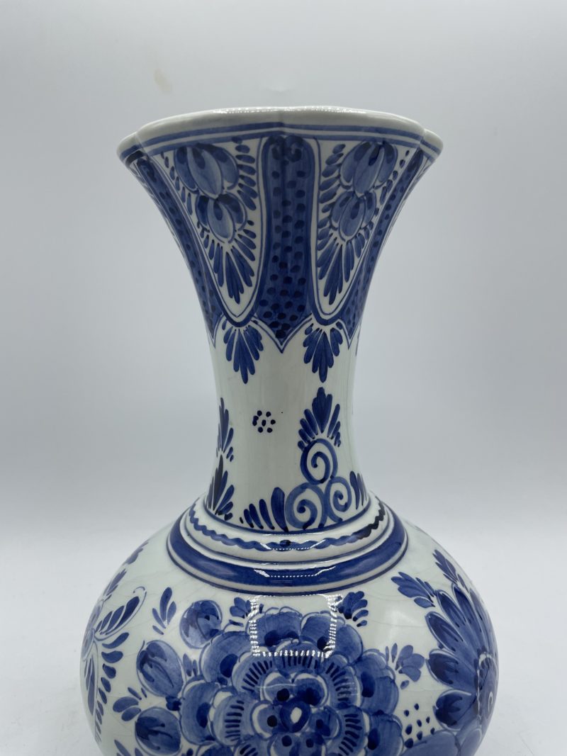 Grand vase tulipe céramique Delft – Image 10