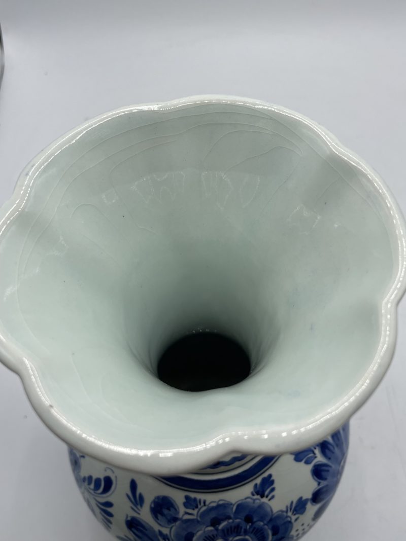 Grand vase tulipe céramique Delft – Image 13