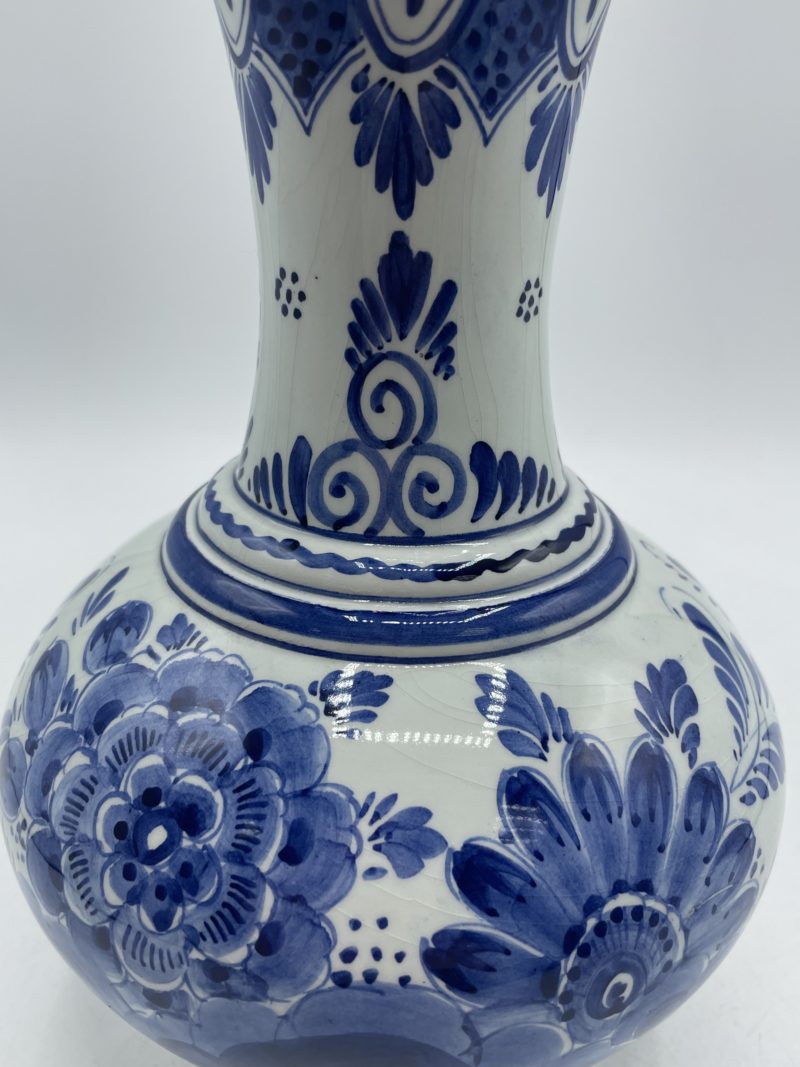 Grand vase tulipe céramique Delft – Image 6