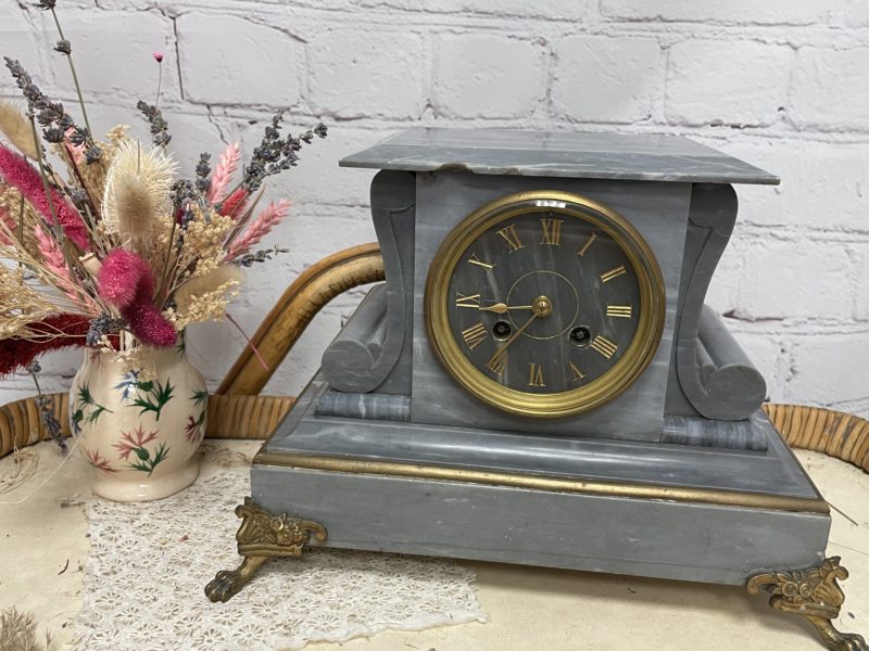 Horloge àposer garniture cheminee marbre gris or vintage (8)