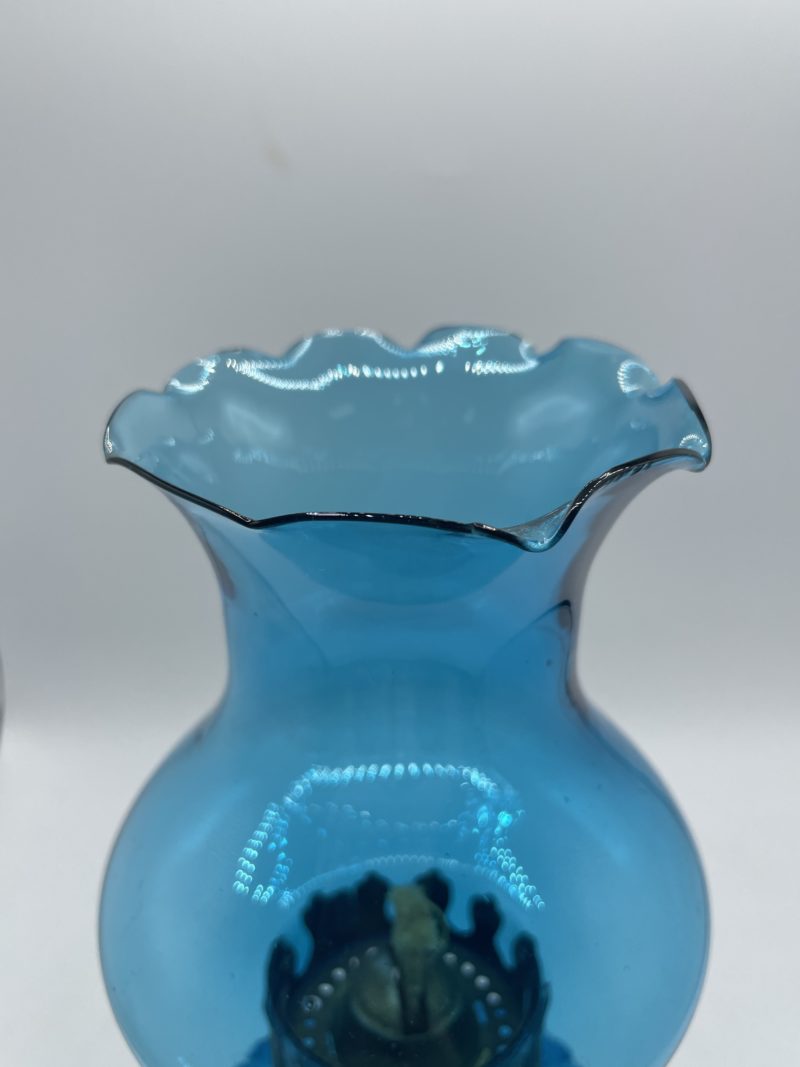 Grande lampe à huile verre bleu – Image 3