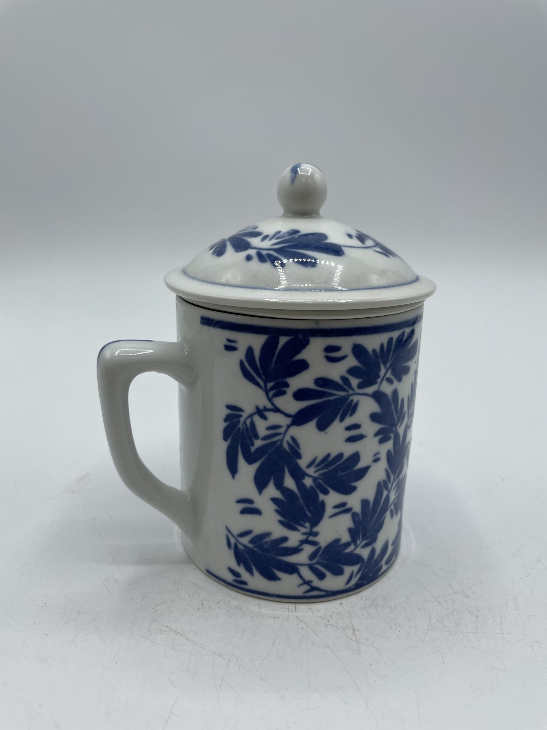 Tasse à thé avec infuseur intégré porcelaine Chine - Ressourcerie Histoires  Sans Fin