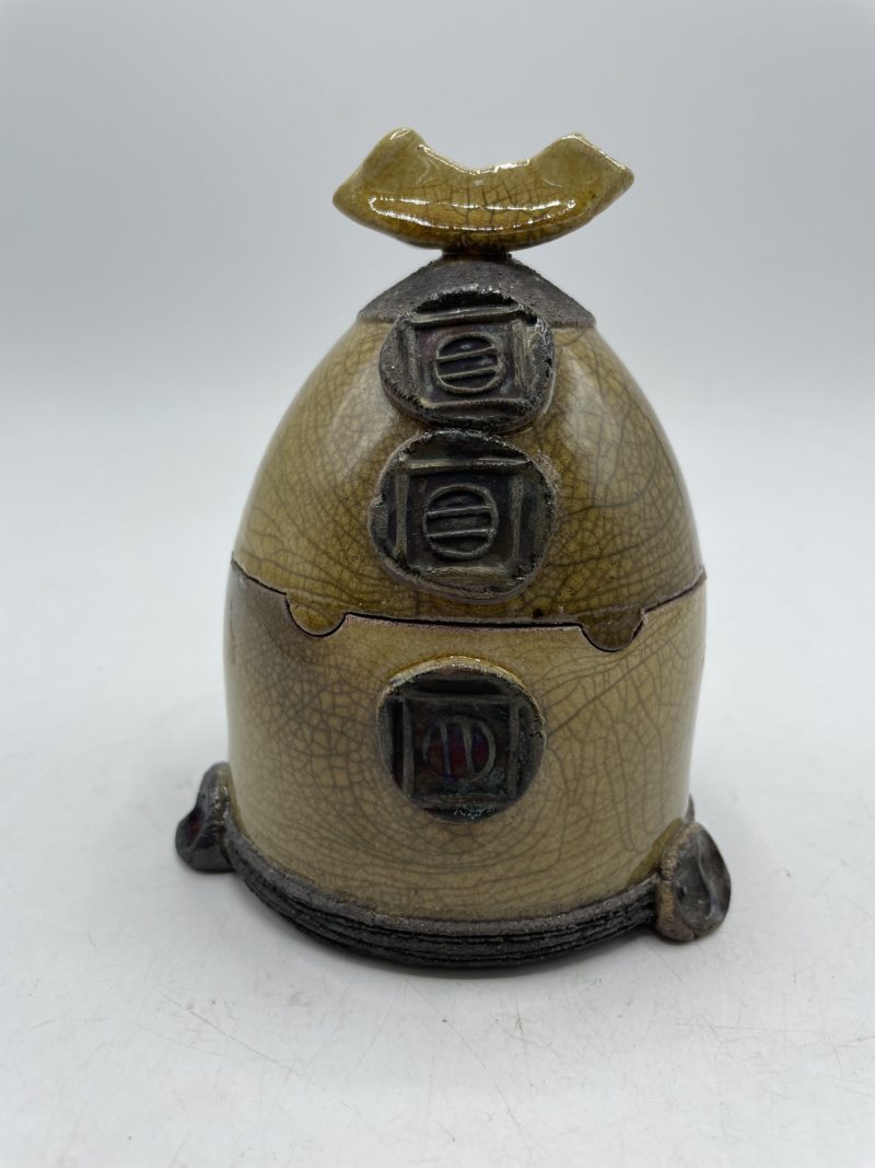 Pot en forme de casque asiatique – Image 2