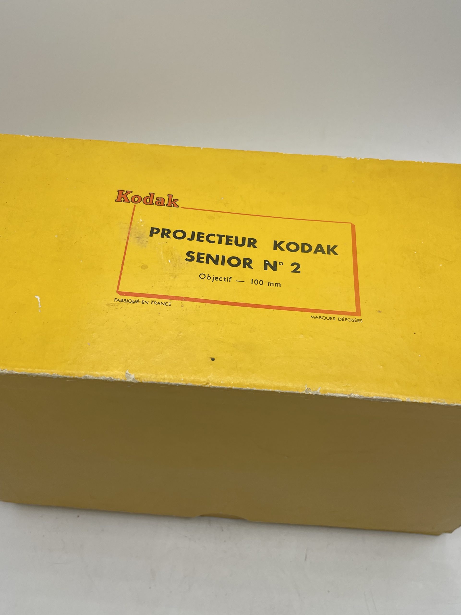 Projecteur De Diapositives Kodak Senior N°1 - Fabriqué En France, 35 Mm