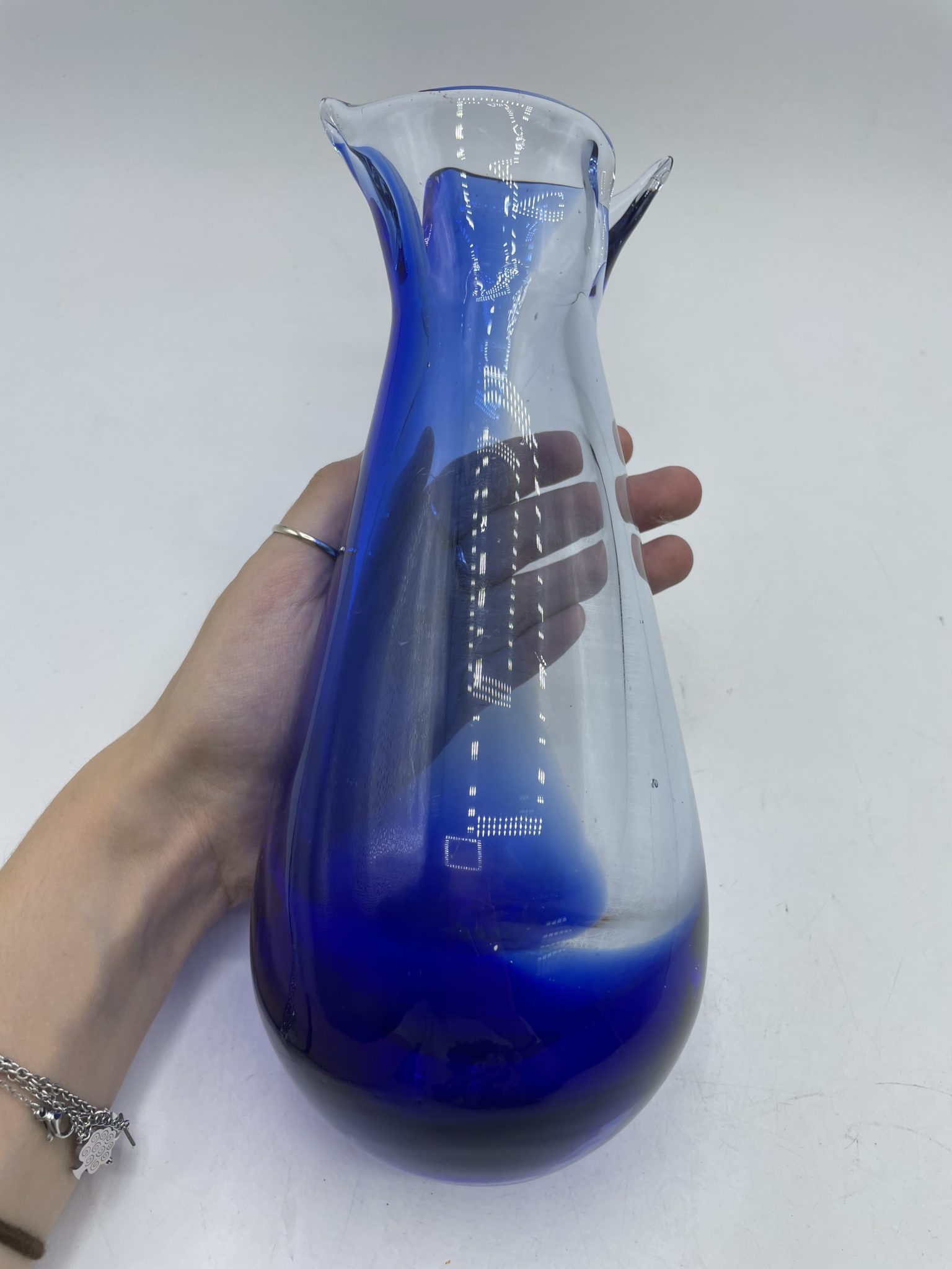 Vase vintage en verre épais bleu esprit Sommerso verre Murano