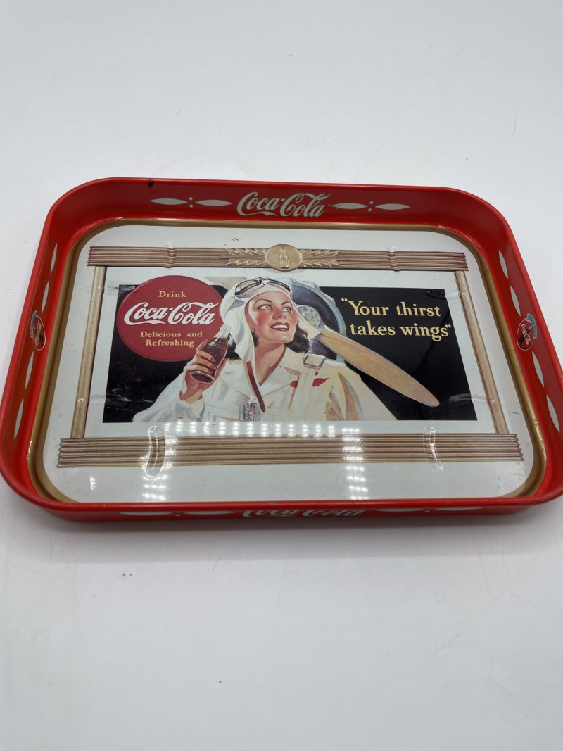 Petit plateau aluminium Coca Cola vintage – Image 2