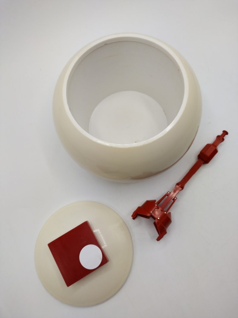 Bac et pince à glaçons vintage en plastique Poclain by Bourbon – Image 8