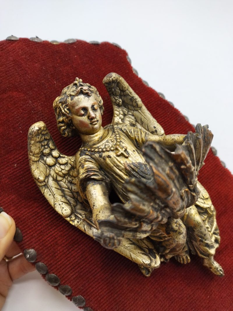 Bénitier ange mural en bronze – Image 5