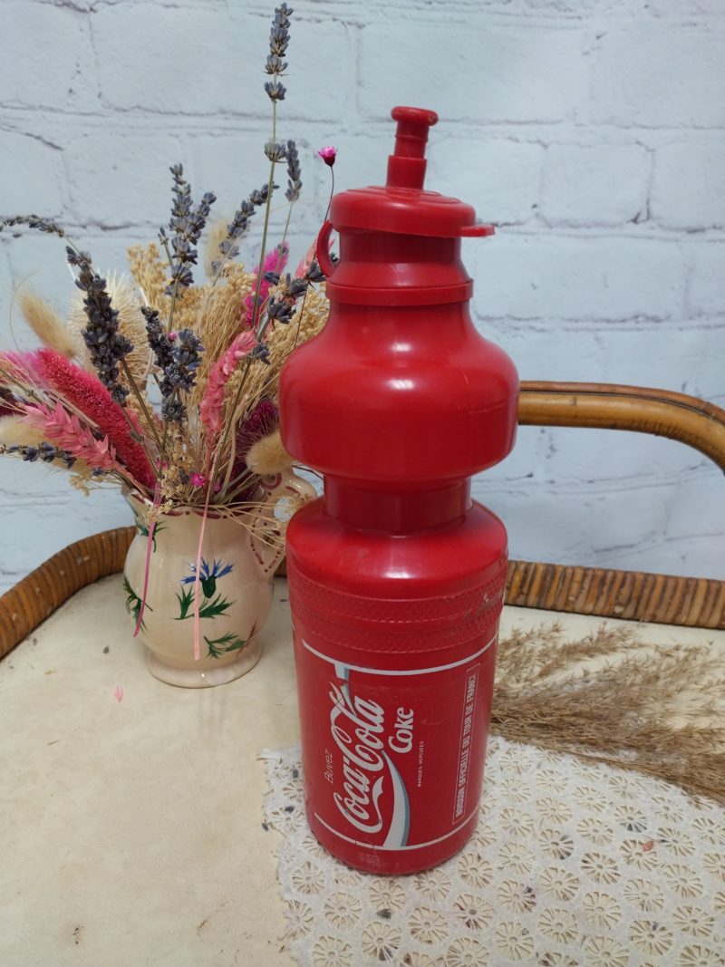 gourde-coca-cola-plastique-rouge-tour-de-france-vintage