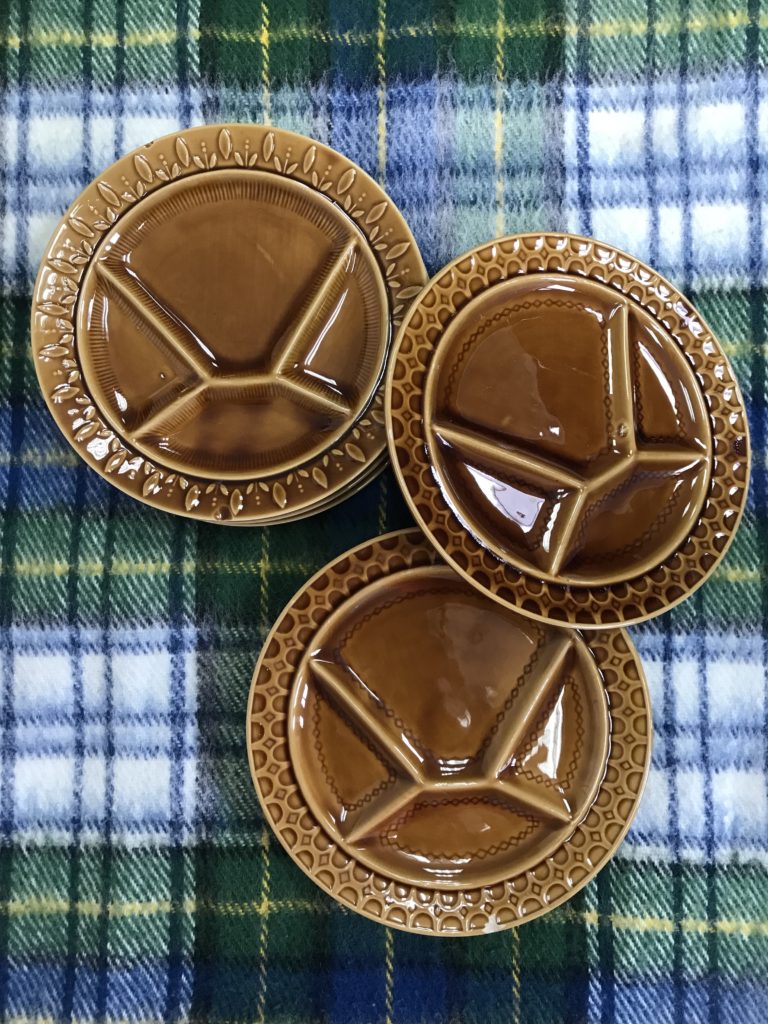 Ensemble 6 assiettes à fondue Sarregeminnes Ressourcerie Histoires