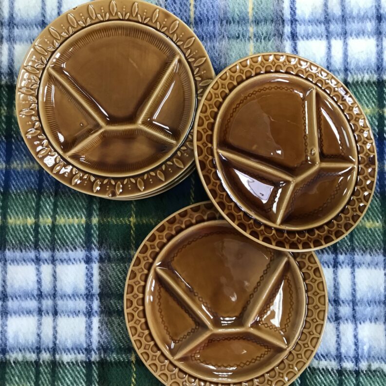 8 assiettes fondue sarregueminnes