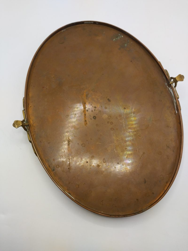 Plateau ovale vintage en cuivre gravé – Image 8