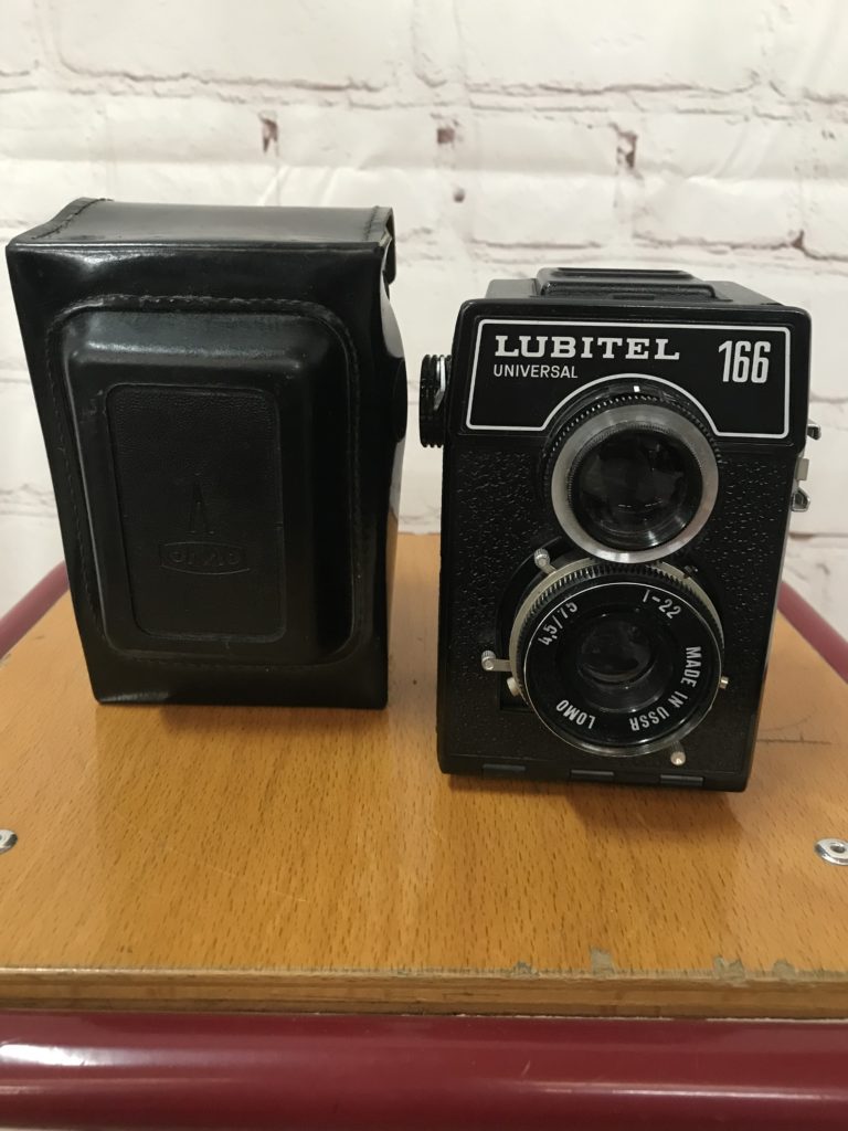 APPAREIL 6X6 de légende LUBITEL LOMO UNIVERSAL 166 NEUF