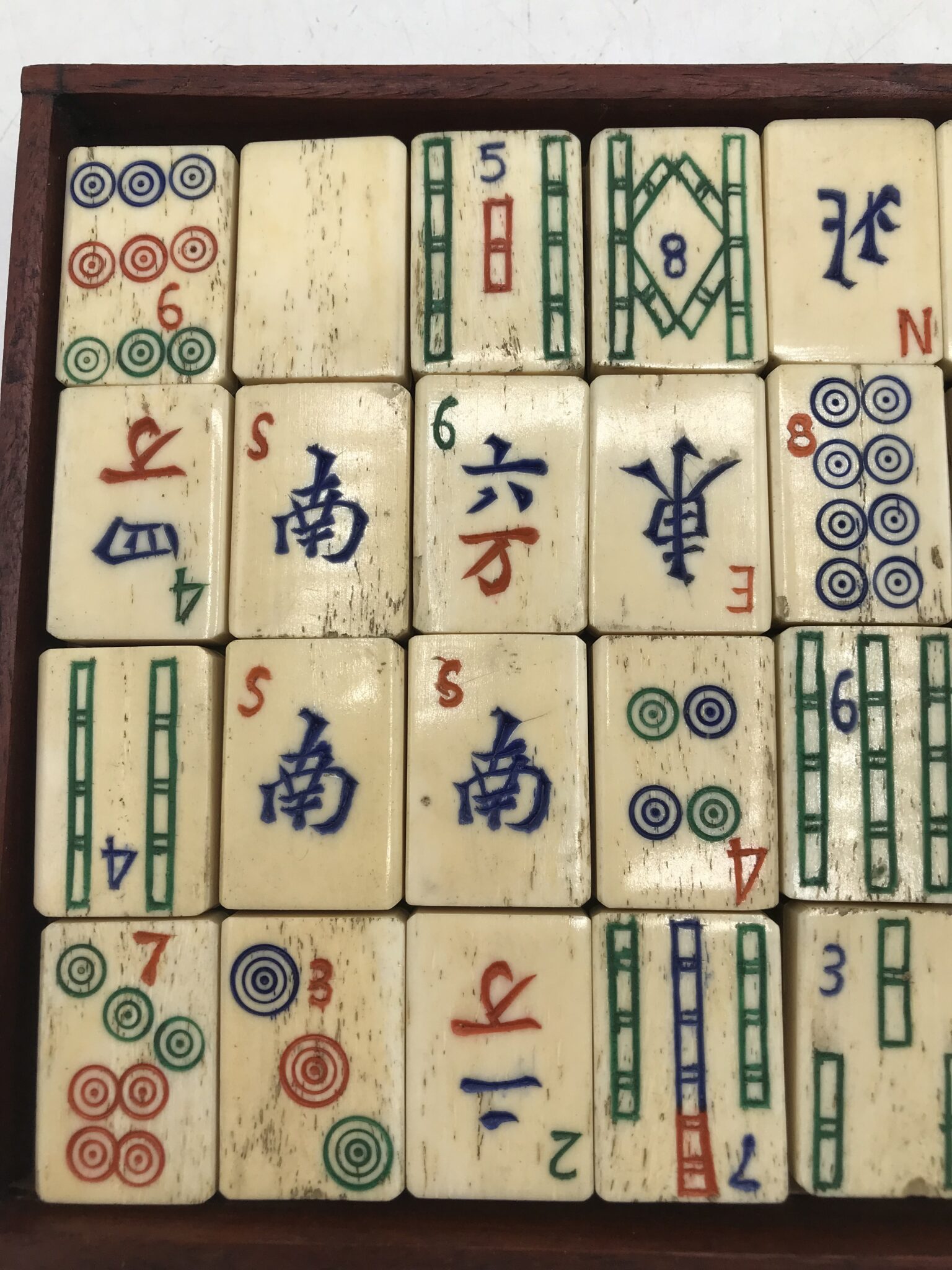 JXAXD Jeu De Mahjong 65 Tuiles En ABS 30mm – 8 Motifs Animaux Et 8 Motifs Alimentaires, Autocollants Inclus
