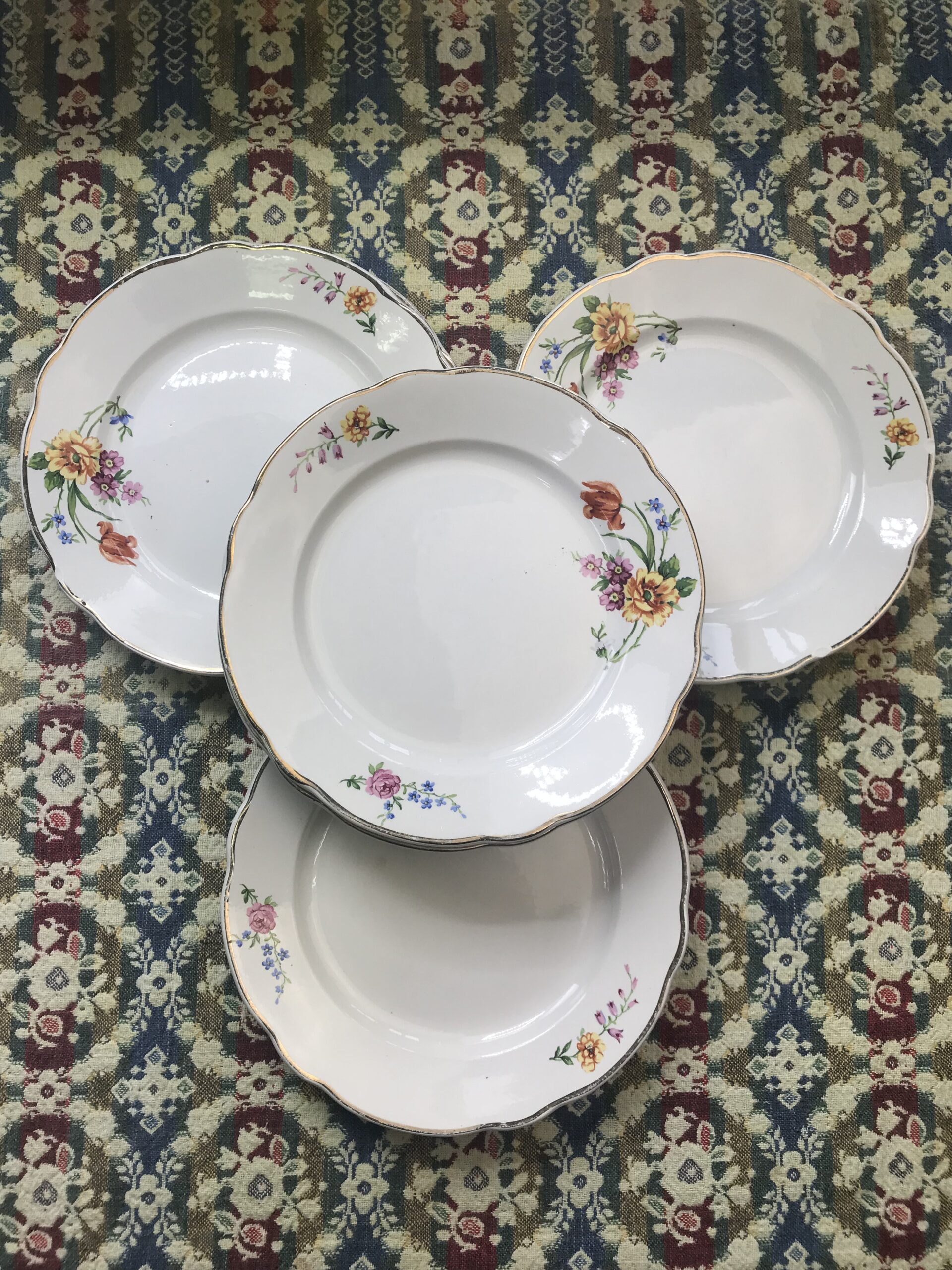 Lot de 9 assiettes à dessert Sarreguemines - Ressourcerie Histoires Sans Fin