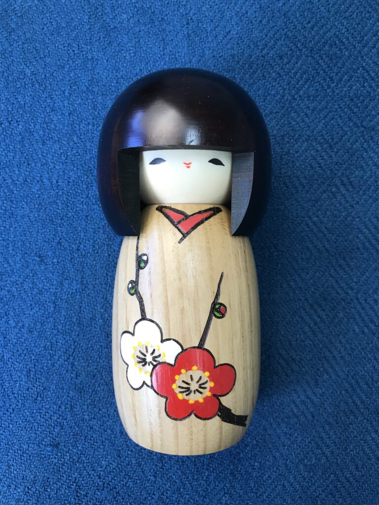 Poupées Kokechi du Japon - Découvrez nos créations artisanales Poupées Kokechi du Japon - Découvrez nos créations artisanales